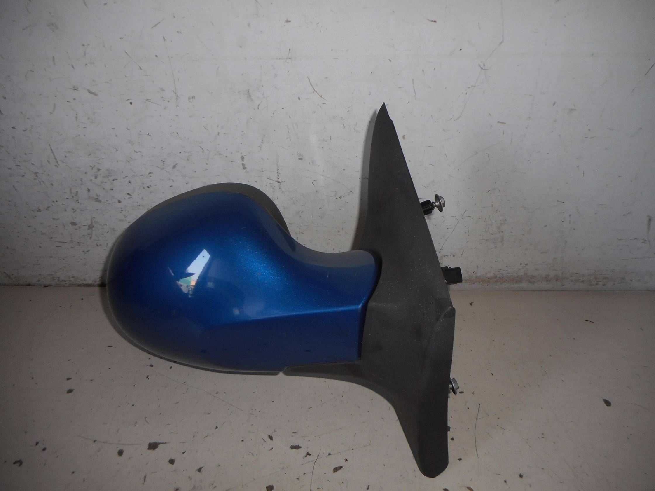 Retrovisore est. regolaz. elettr. dx.